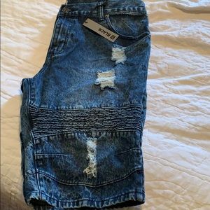 NWT Men’s sz 38w Jean shorts  distressed